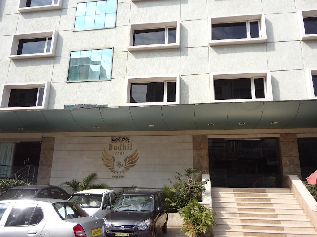 Hotel Budhil Park Βιζαχαπατνάμ Εξωτερικό φωτογραφία