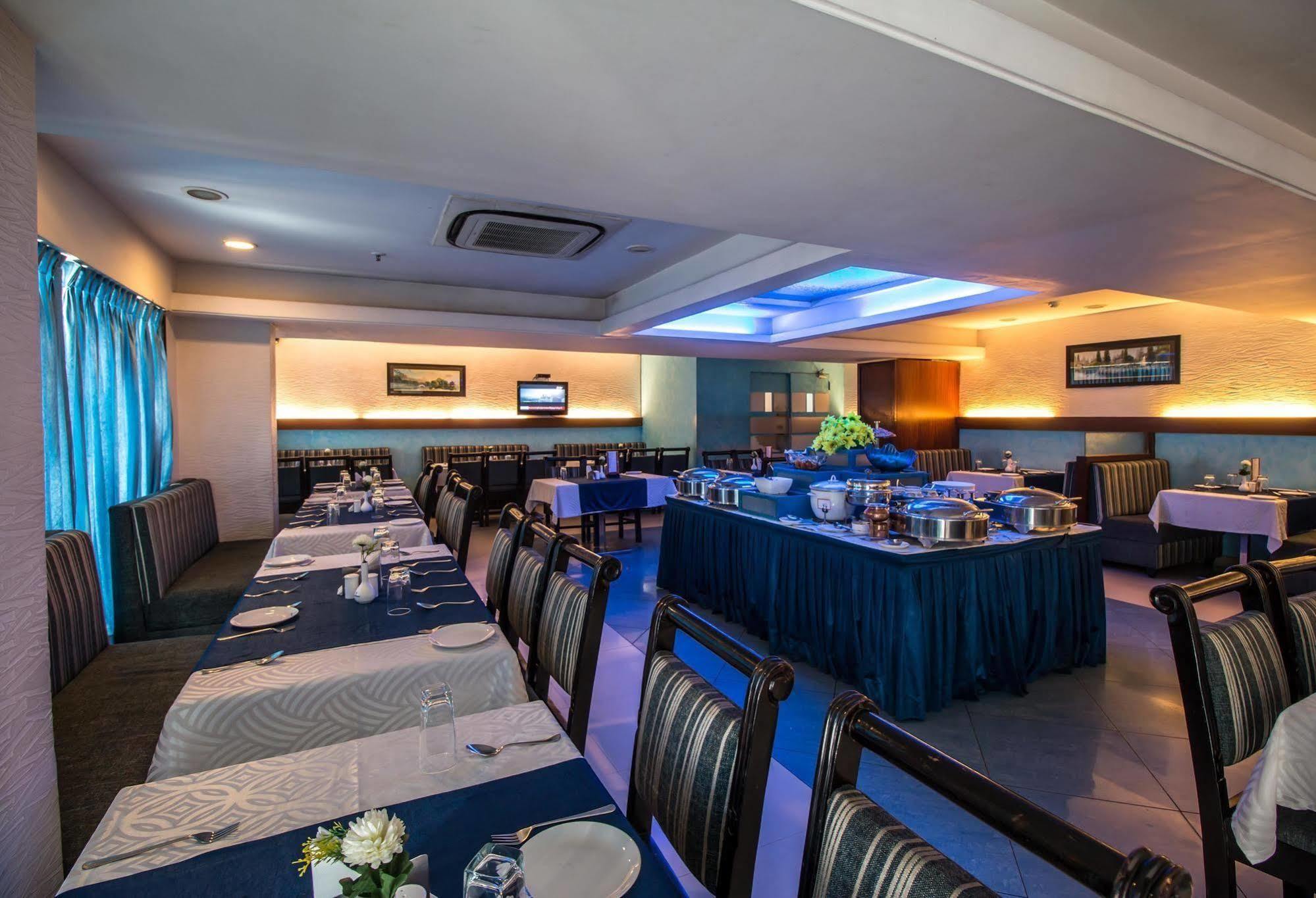 Hotel Budhil Park Βιζαχαπατνάμ Εξωτερικό φωτογραφία