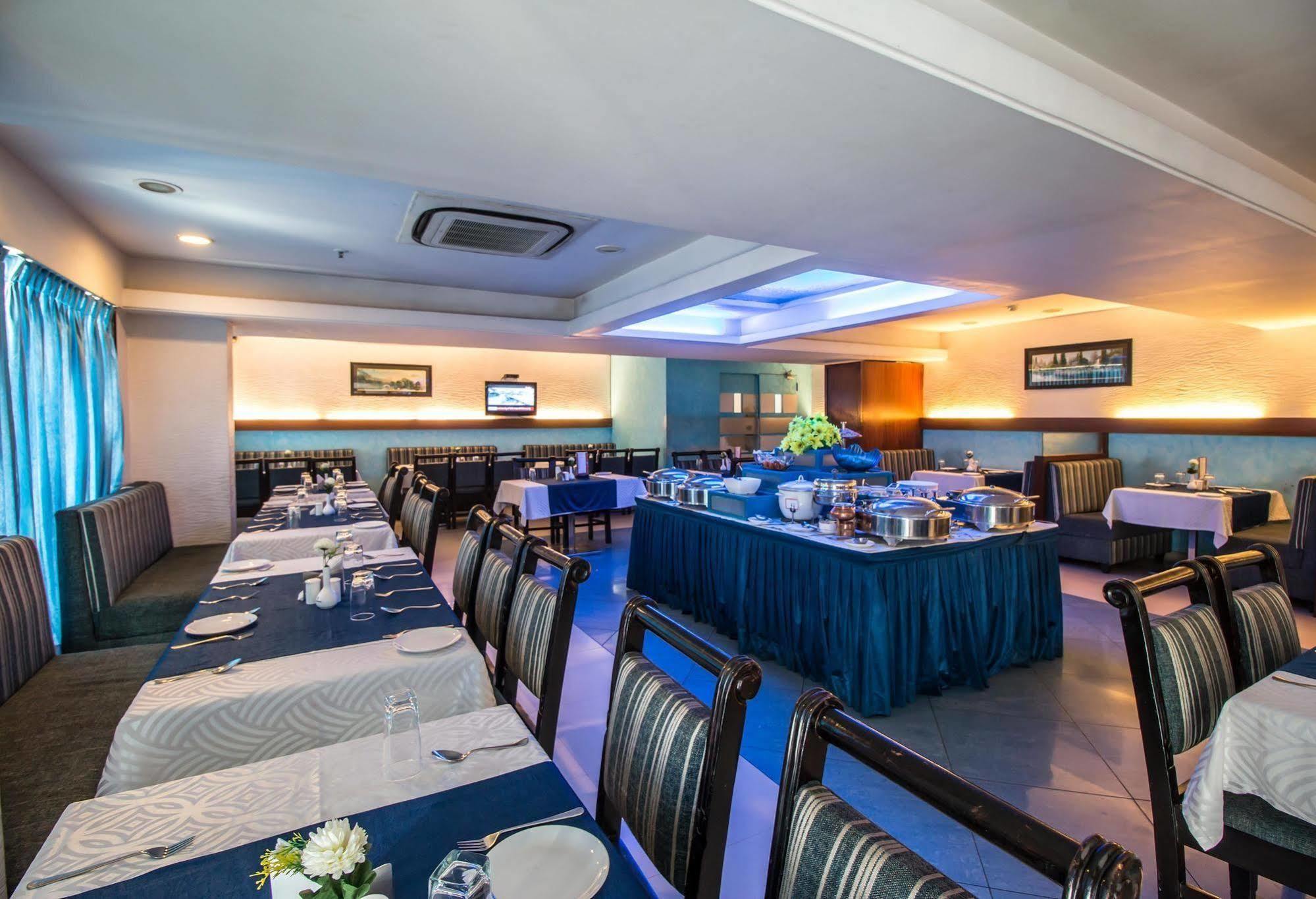 Hotel Budhil Park Βιζαχαπατνάμ Εξωτερικό φωτογραφία