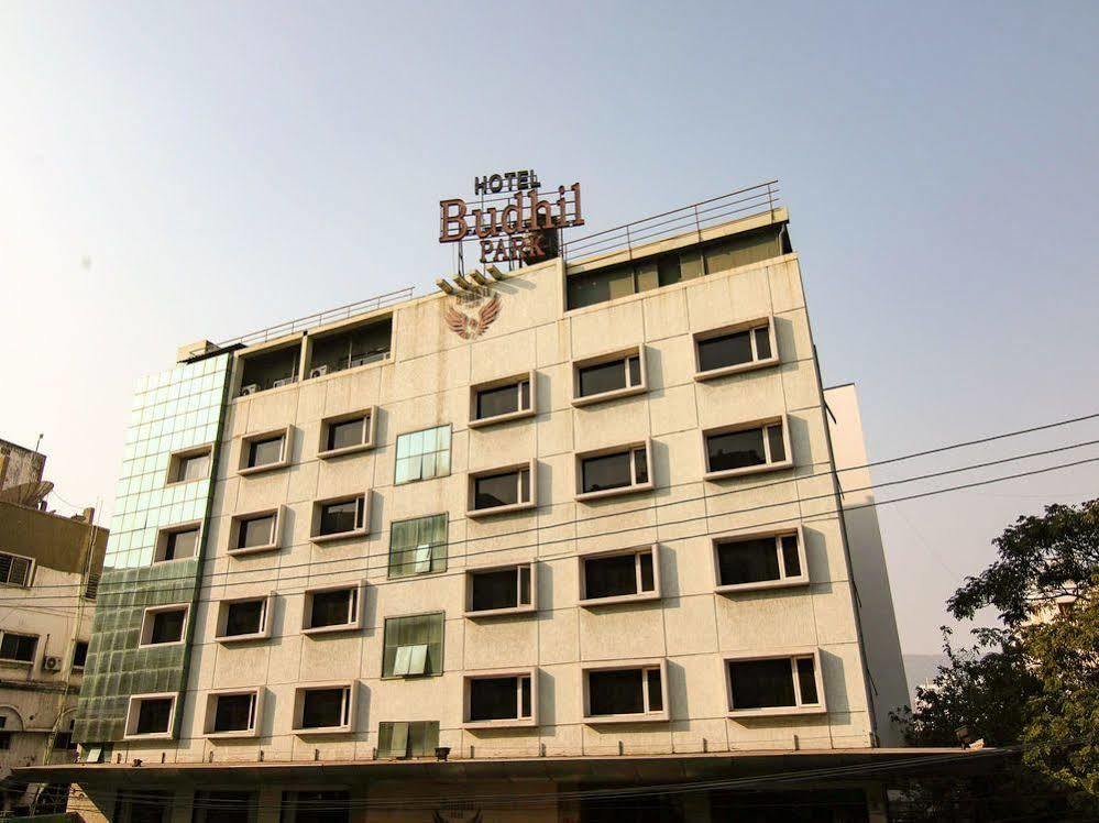 Hotel Budhil Park Βιζαχαπατνάμ Εξωτερικό φωτογραφία