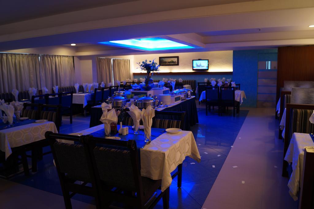 Hotel Budhil Park Βιζαχαπατνάμ Εξωτερικό φωτογραφία